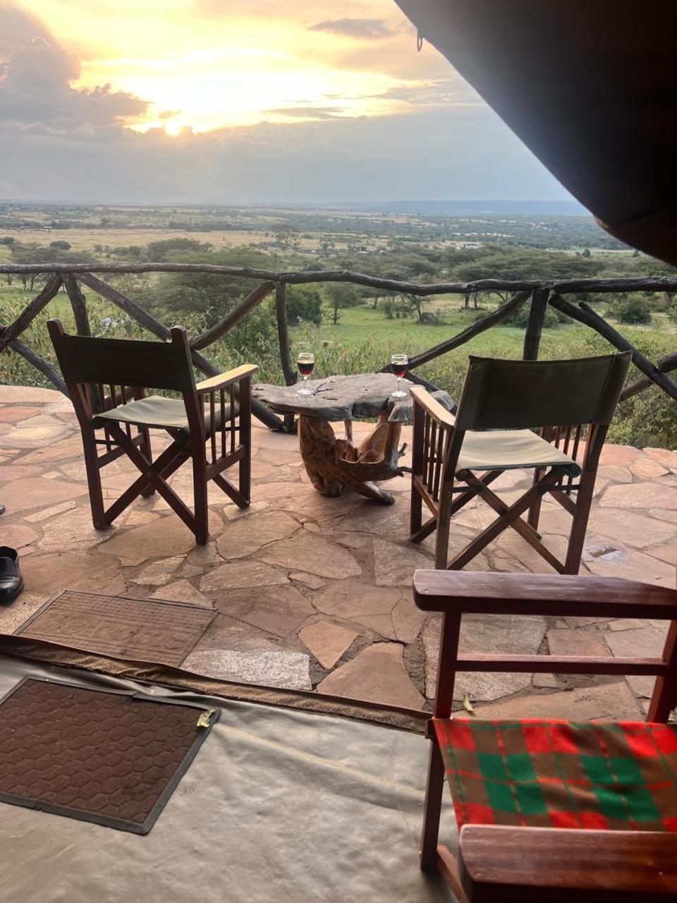 Готель Mara Sunset Camp Масаї-Мара Екстер'єр фото